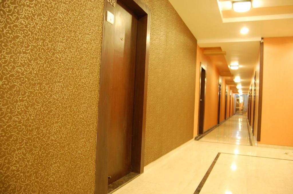 Hotel Bhagyalaxmi Shirdi Exterior photo