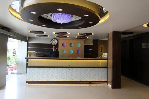 Hotel Bhagyalaxmi Shirdi Exterior photo